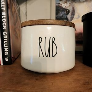 Sold on FB-Rae dunn rub container